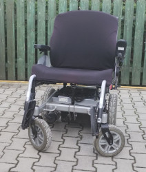 Invalidní vozík