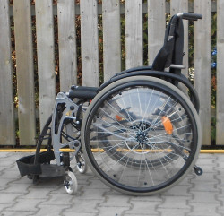 Mechanický invalidní vozík Meyra.
