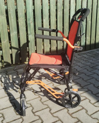 Invalidní vozík