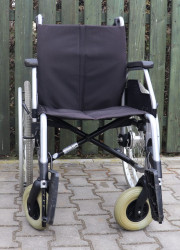 Mechanický invalidní vozík Meyra.