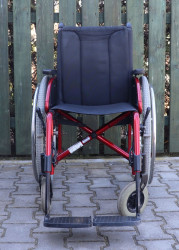 Mechanický invalidní vozík Meyra.