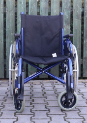 Invalidní vozík