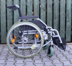 Invalidní vozík