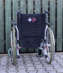Invalidní vozík