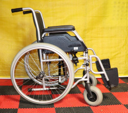 Invalidní vozík