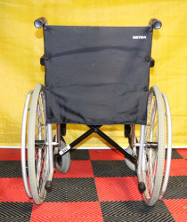 Invalidní vozík