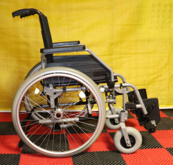Invalidní vozík