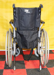 Invalidní vozík
