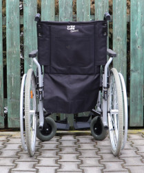 Invalidní vozík