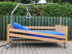 Polohovací  lůžko