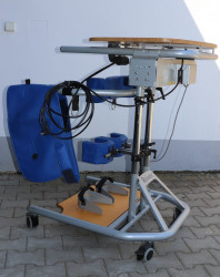 Vertikalizační stojan